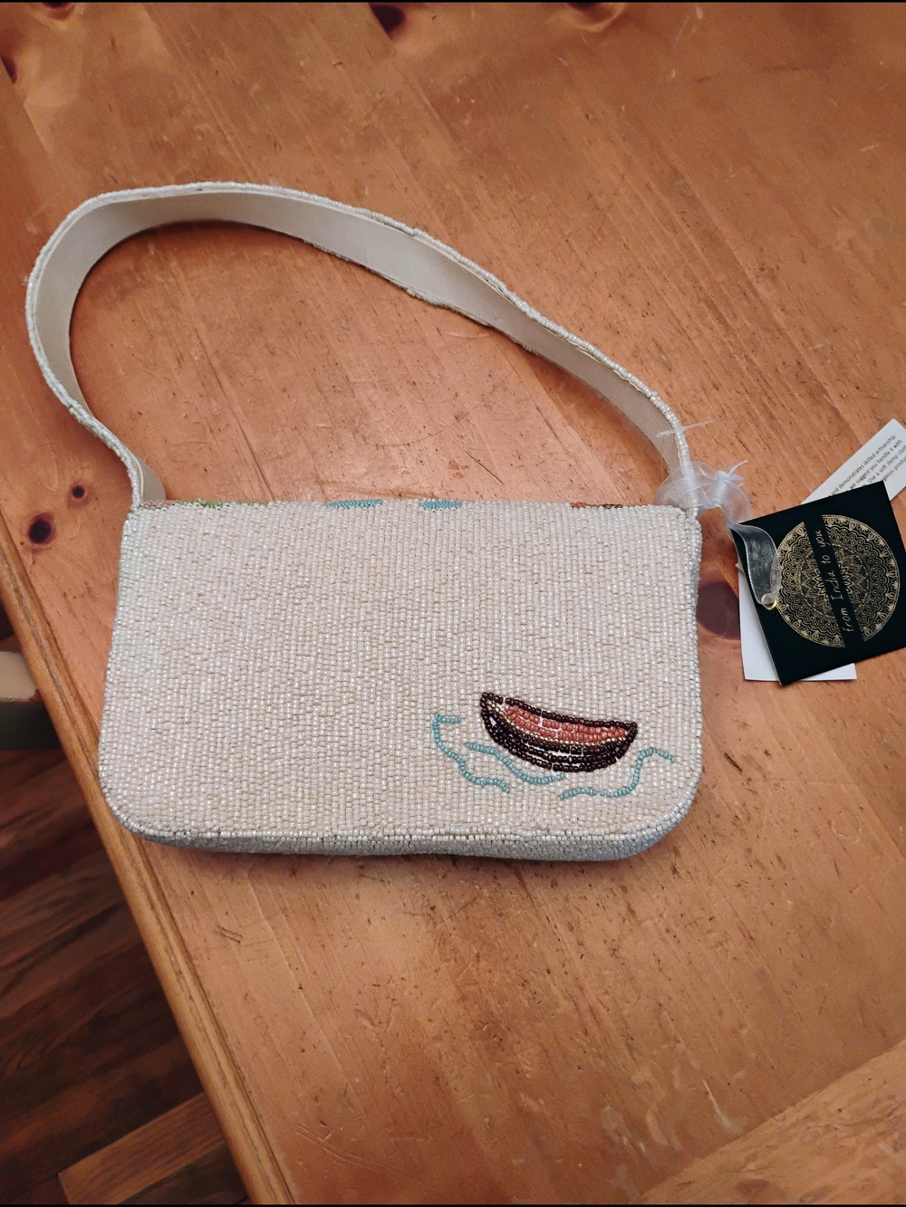 Handmade Beaded Venice/Rialto Bridge Scene Shoulder Bag in White and Blue - Picture 3 of 5